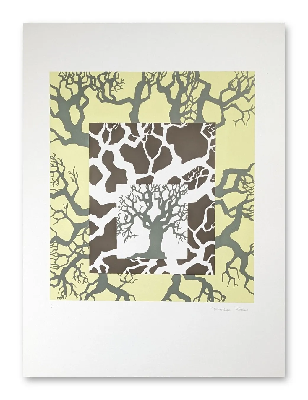 Siebdruck mit stilisierten Baumsilhouetten in Grau auf Gelb, verschachteltes Quadrat-in-Quadrat-Motiv, Dorothea Fricker